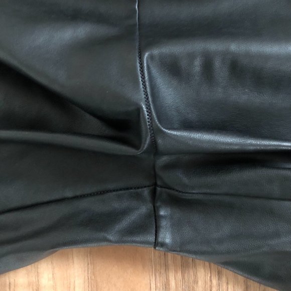 🦊Wilfred Aritzia Darian Vegan Leather Leggings - Picture 6 of 10